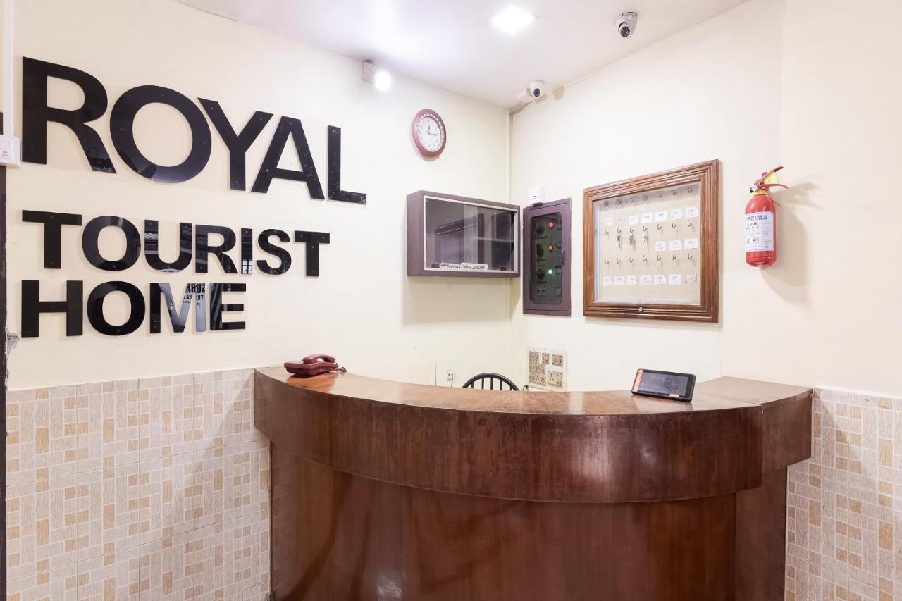 Spot On 60665 Royal Tourist Home Valancheri Exterior photo